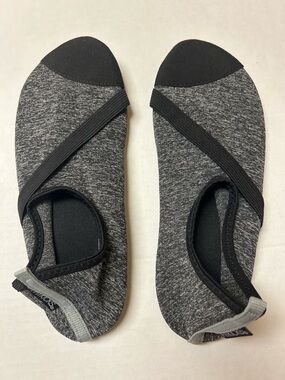 FITKICKS Water shoes size 8.5 in Women’s
